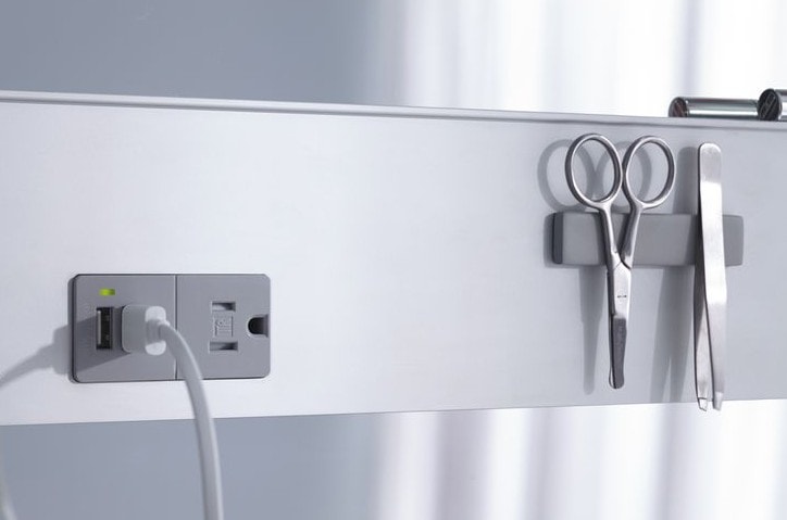 Two integrated USB ports are conveniently located inside the cabinet to charge or power mobile electronic devices. Power frequently used items such as electric razors or toothbrushes with the outlet mounted inside the cabinet.
